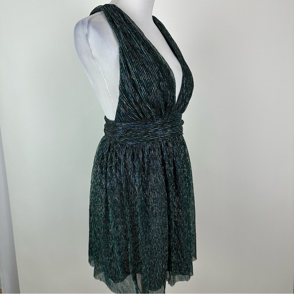 Lulus Metallic Green Ailey Plunge Neckline Open Back Skater Dress Size Small - Picture 5 of 10